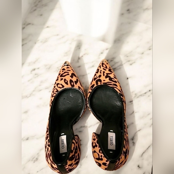 Guess Carrie Cheetah Print Suede Stilettos Custom Gold Toe Women's Size 6.5 - Picture 9 of 11